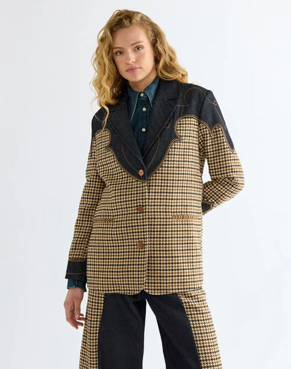 בלייזר בדוגמת Houndstooth