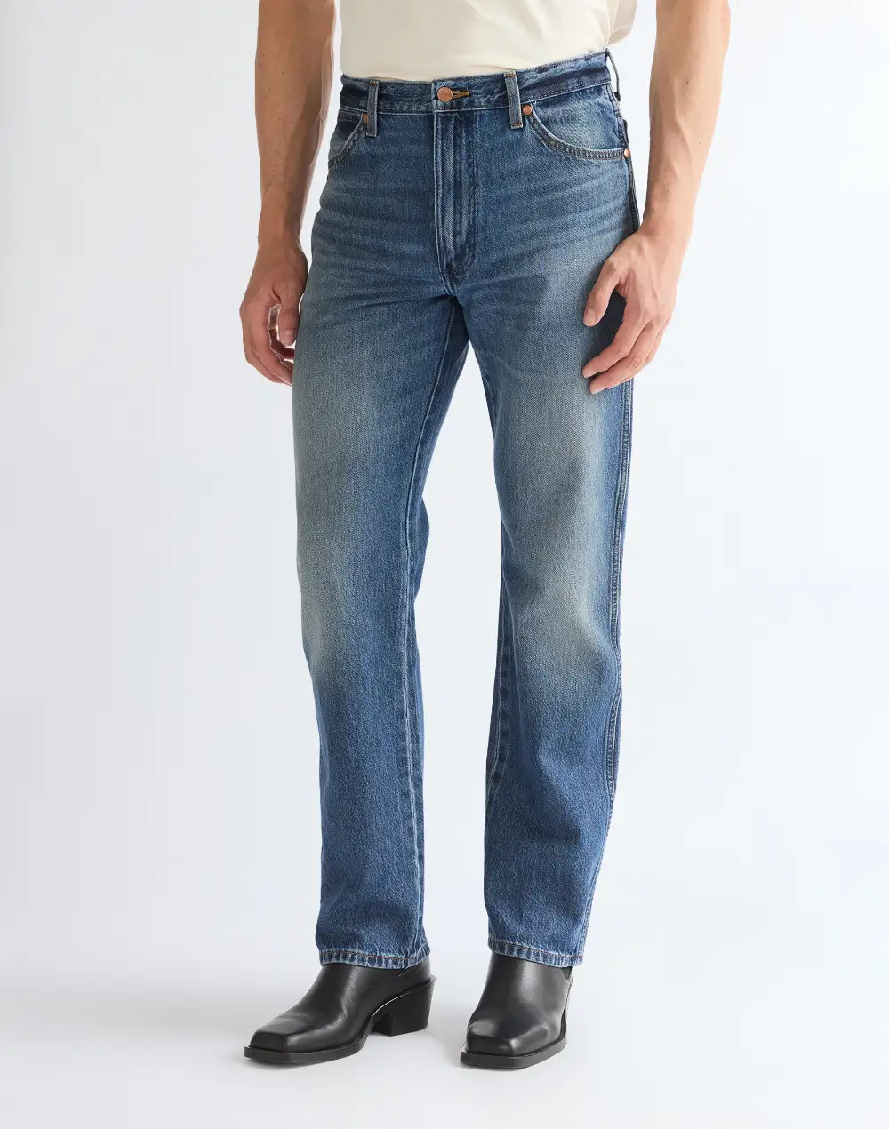 ג׳ינס 13MWZ בגזרת Cowboy Cut