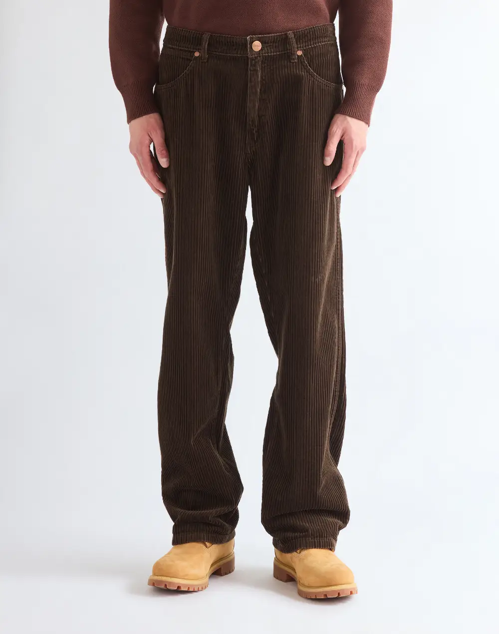 ג׳ינס בגזרת Loose Straight