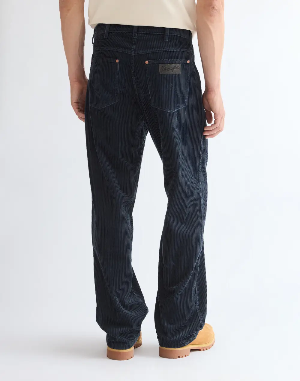 ג׳ינס בגזרת Loose Straight – תמונה 3