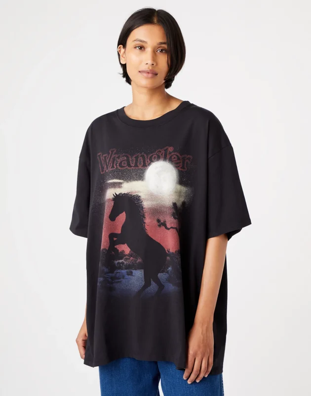 חולצה קצרה בגזרת אוברסייז