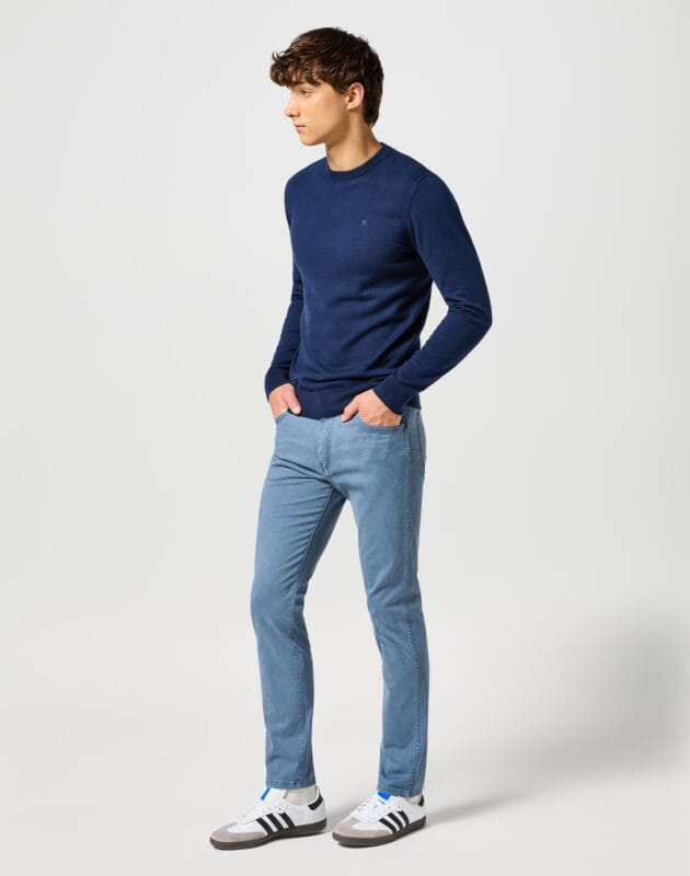 ג’ינס LARSTON בגזרת SLIM TAPERED
