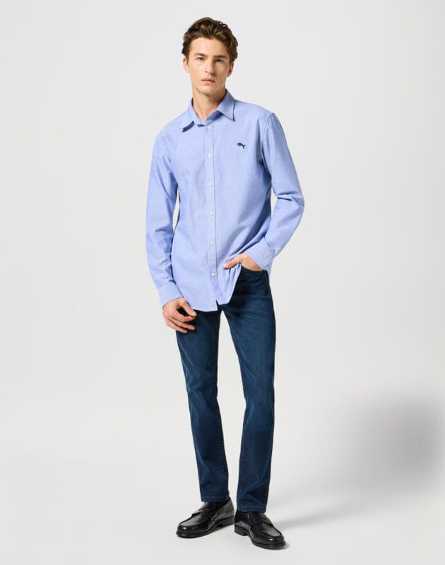 ג’ינס LARSTON בגזרת SLIM TAPERED