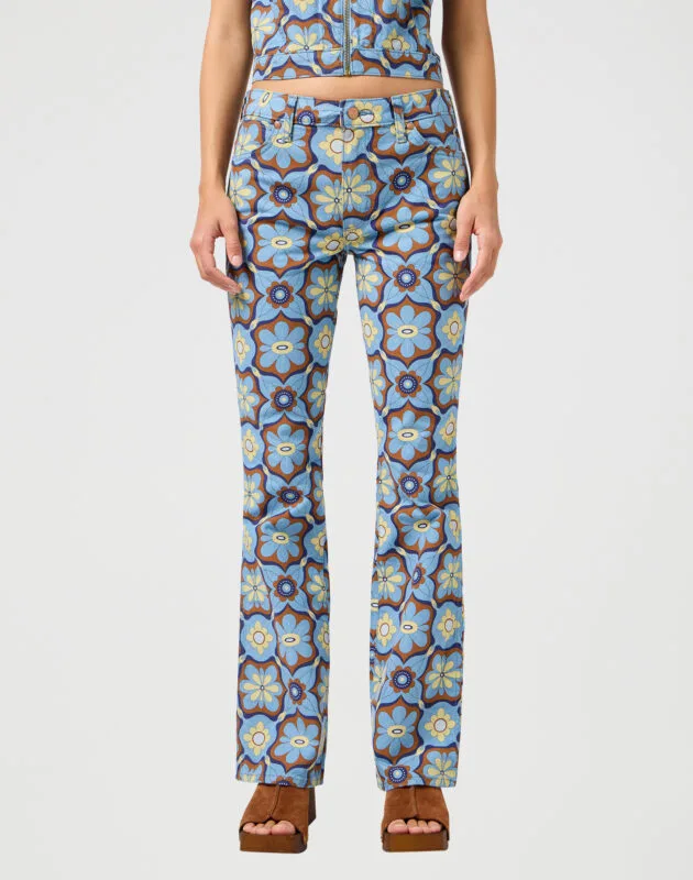 ג’ינס Mid Rise Bootcut