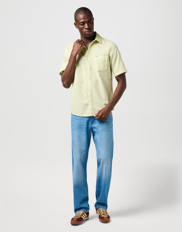 חולצת כותנה-פשתן עם שרוולים קצרים