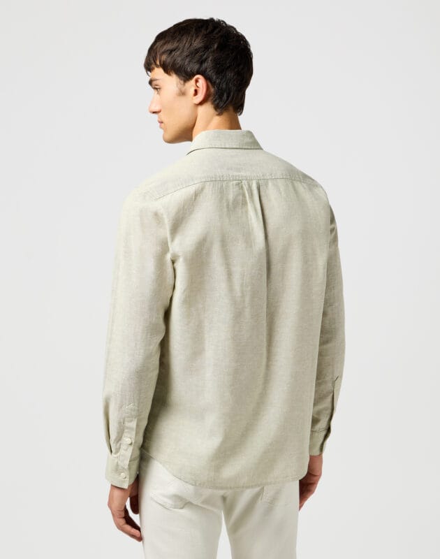 חולצת פשתן מכופתרת