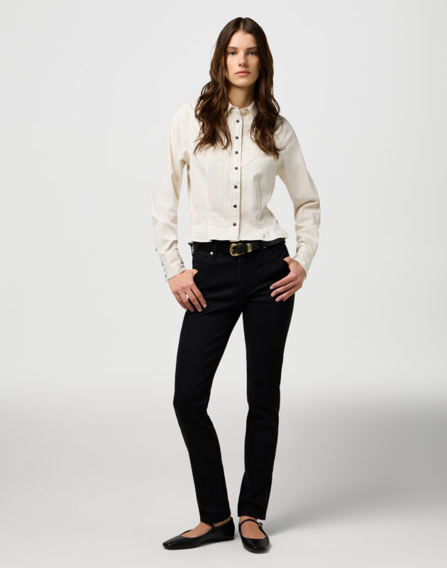 חגורה בצבע שחור