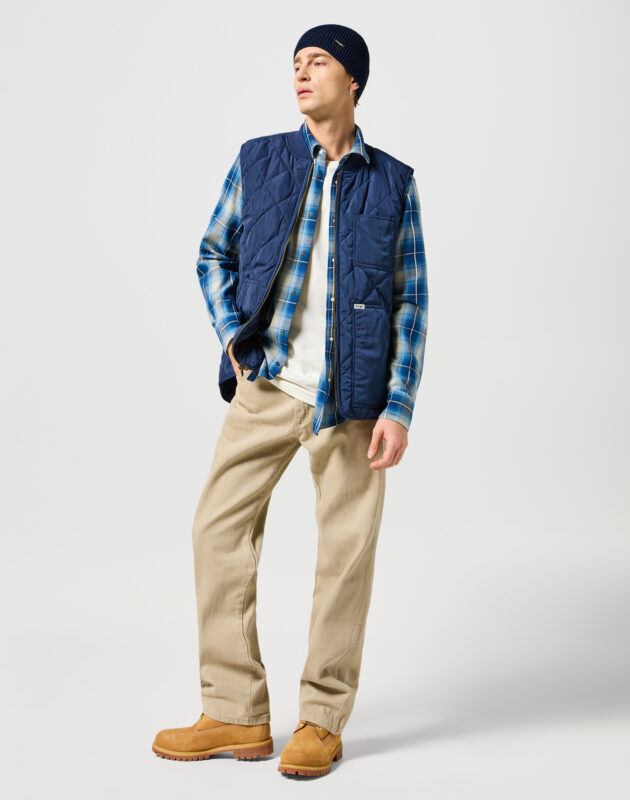 חולצת טי שירט קצרה