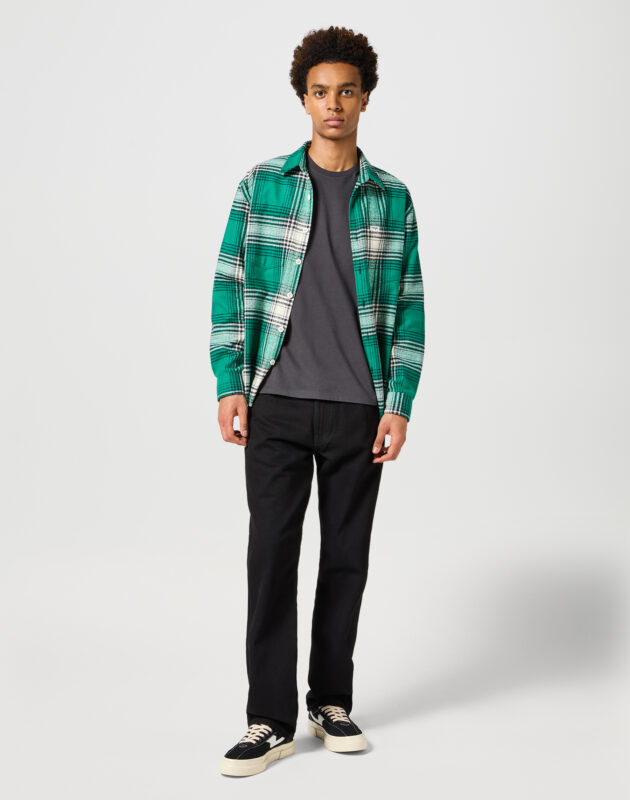 חולצת טי שירט קצרה