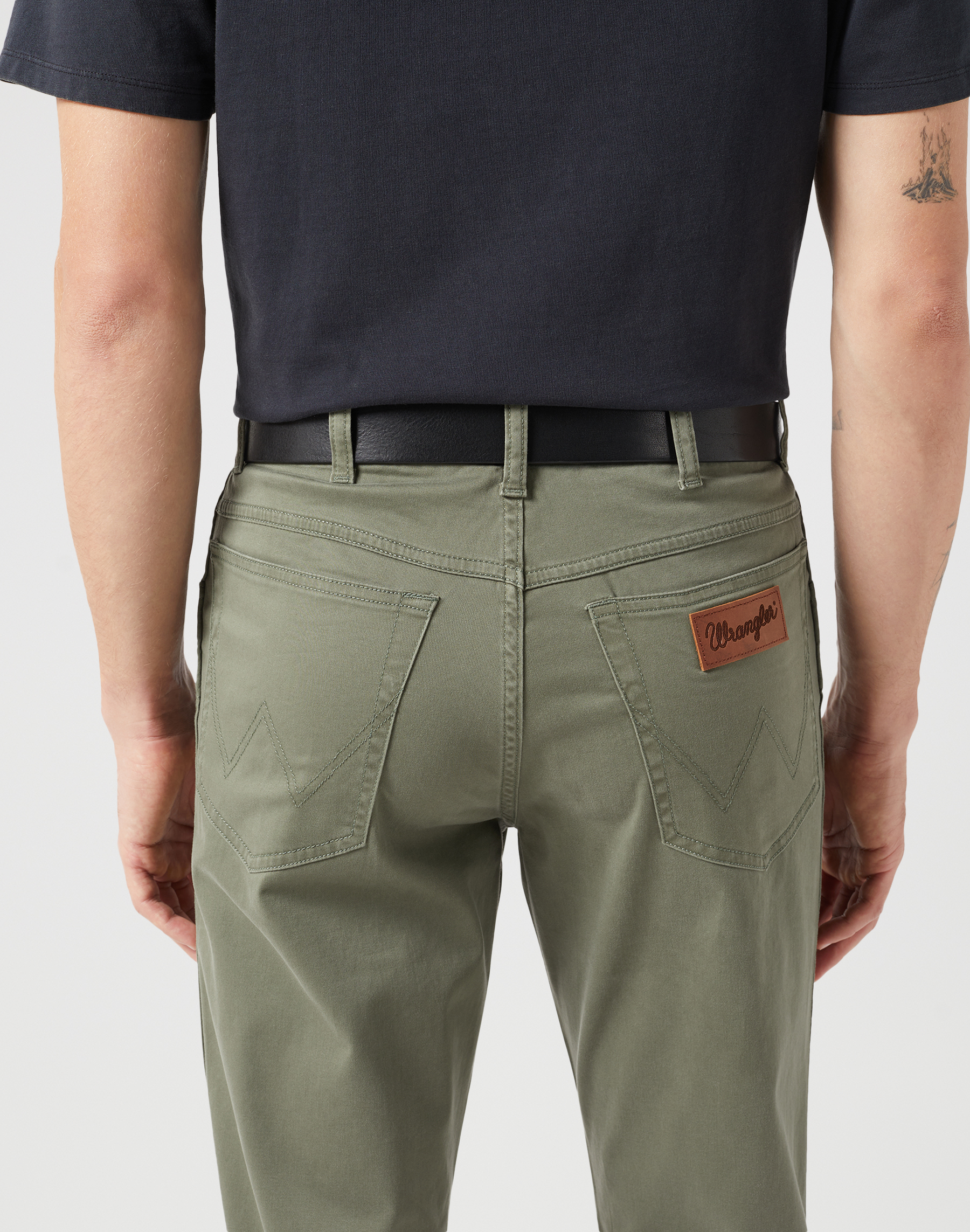 חגורה בצבע שחור – תמונה 3