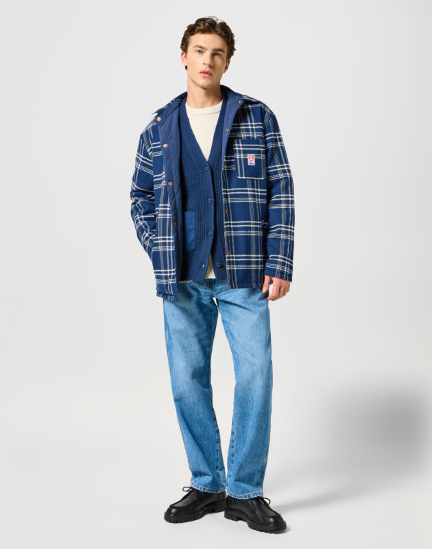 חולצת טי שירט קצרה