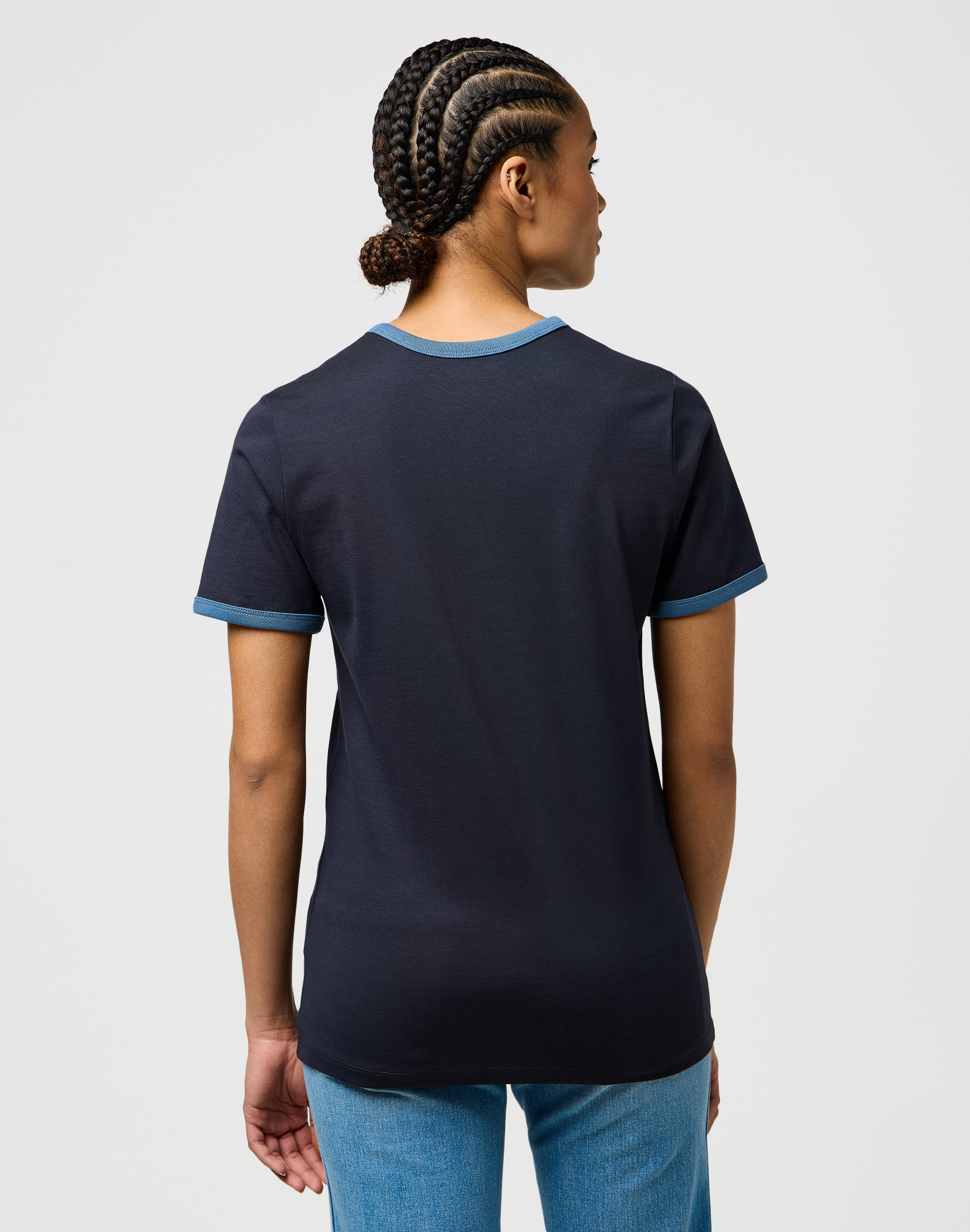 חולצת טי שירט קצרה – תמונה 3