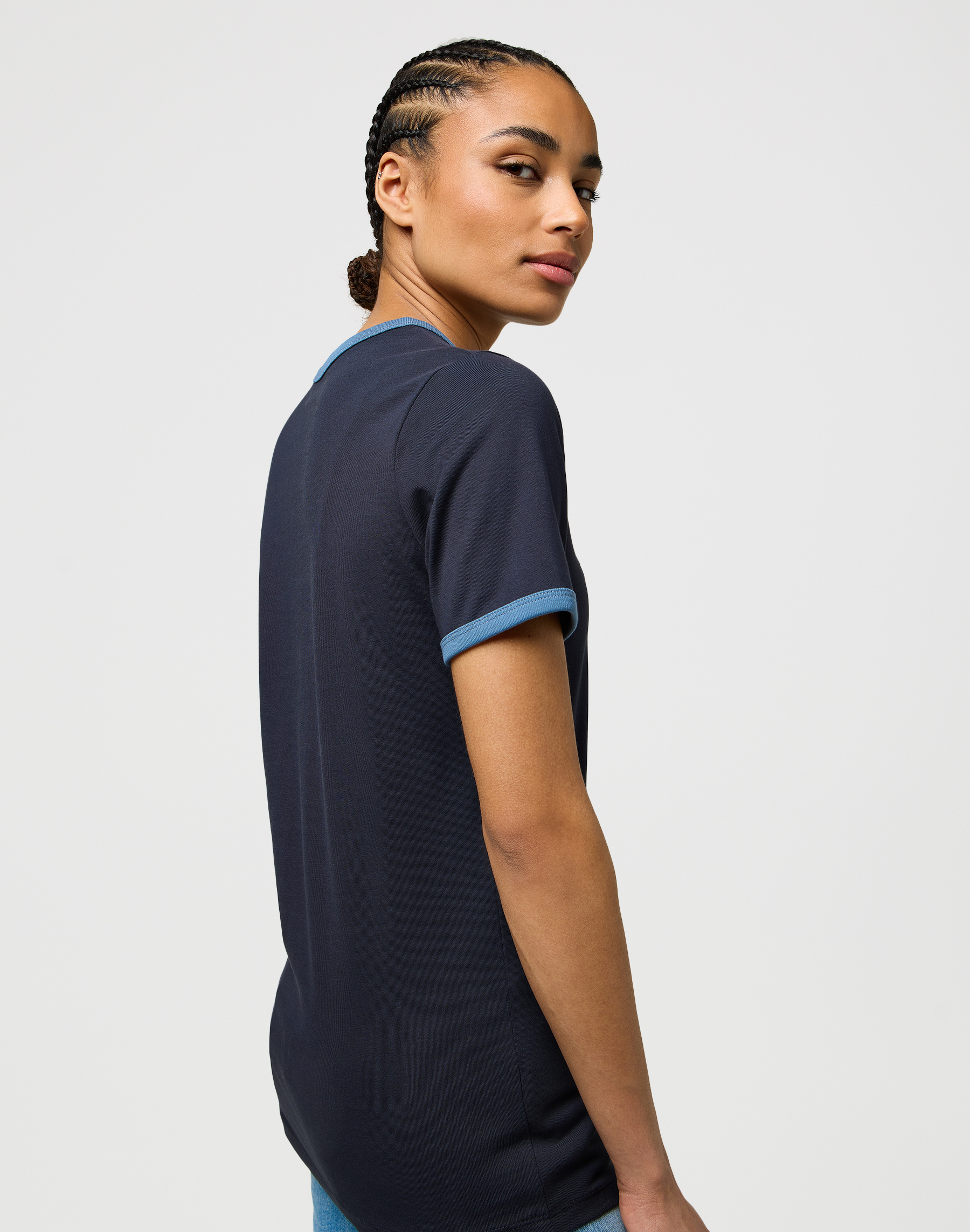 חולצת טי שירט קצרה – תמונה 10