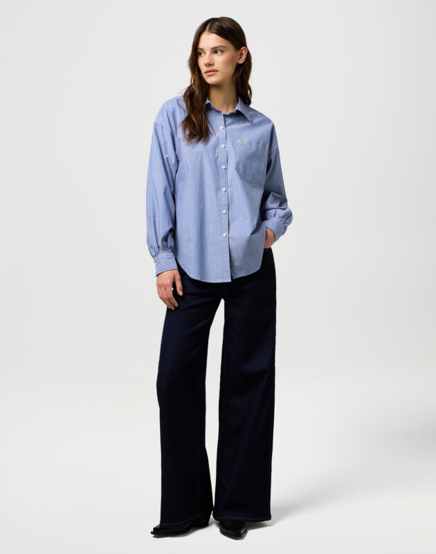 חולצת פסים מכופתרת בגזרה קלאסית