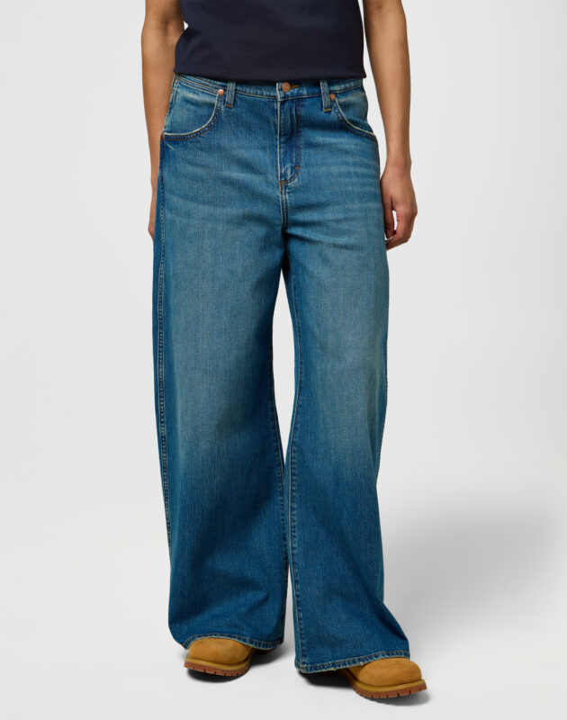 ג’ינס 70s Flare בגזרת פדלפון