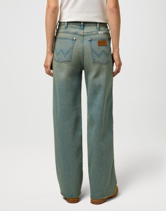 ג’ינס Loose Straight בגזרה ישרה ומשוחררת