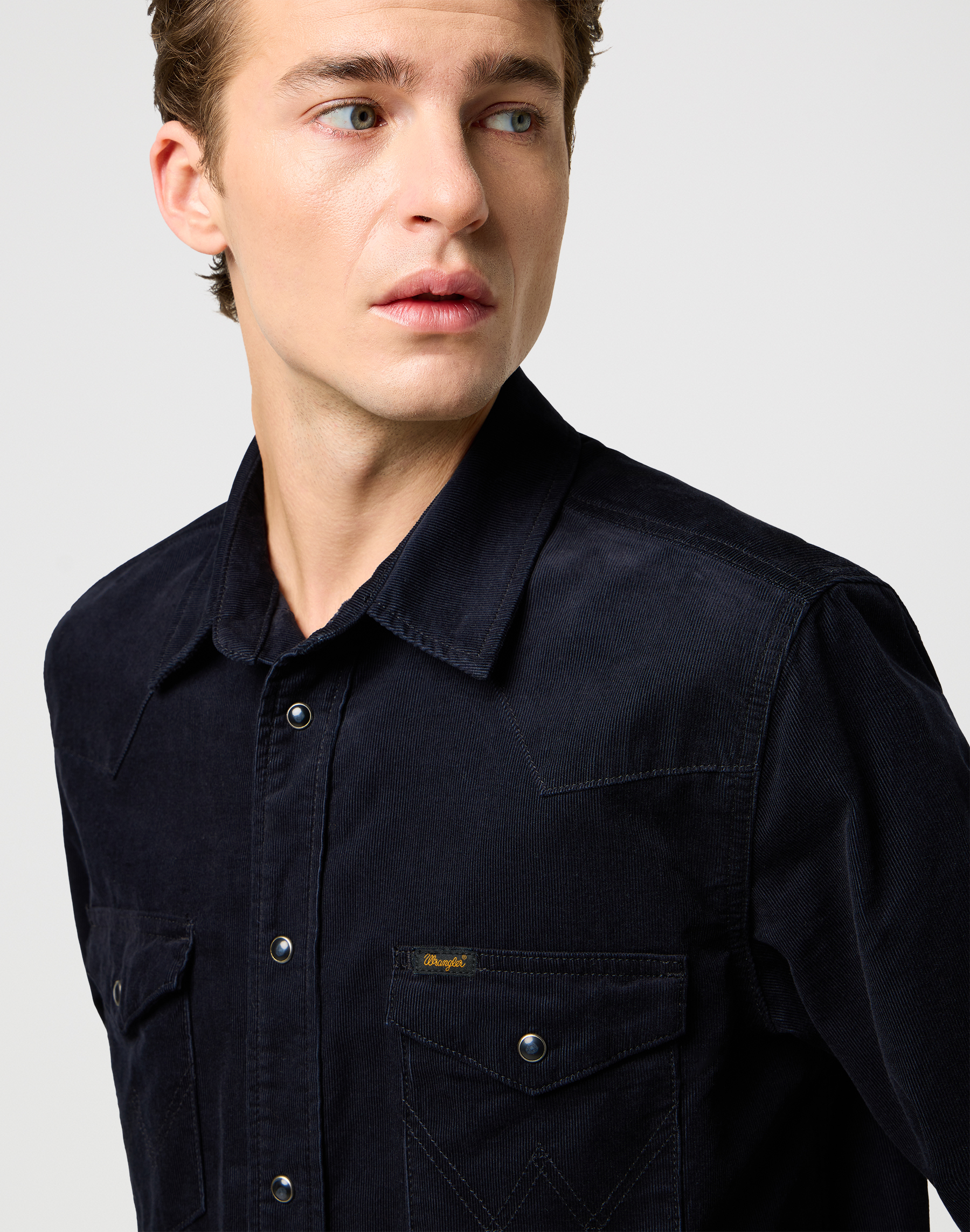 חולצת קורדרוי מכופתרת ארוכה – תמונה 4