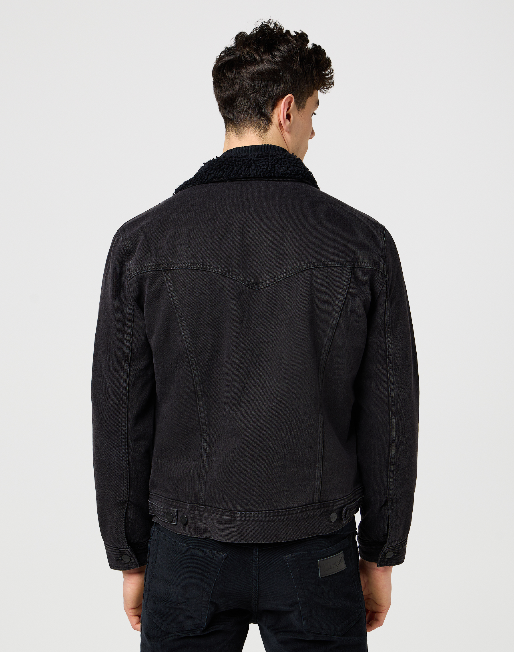 ג'קט ג'ינס פרווה – תמונה 2