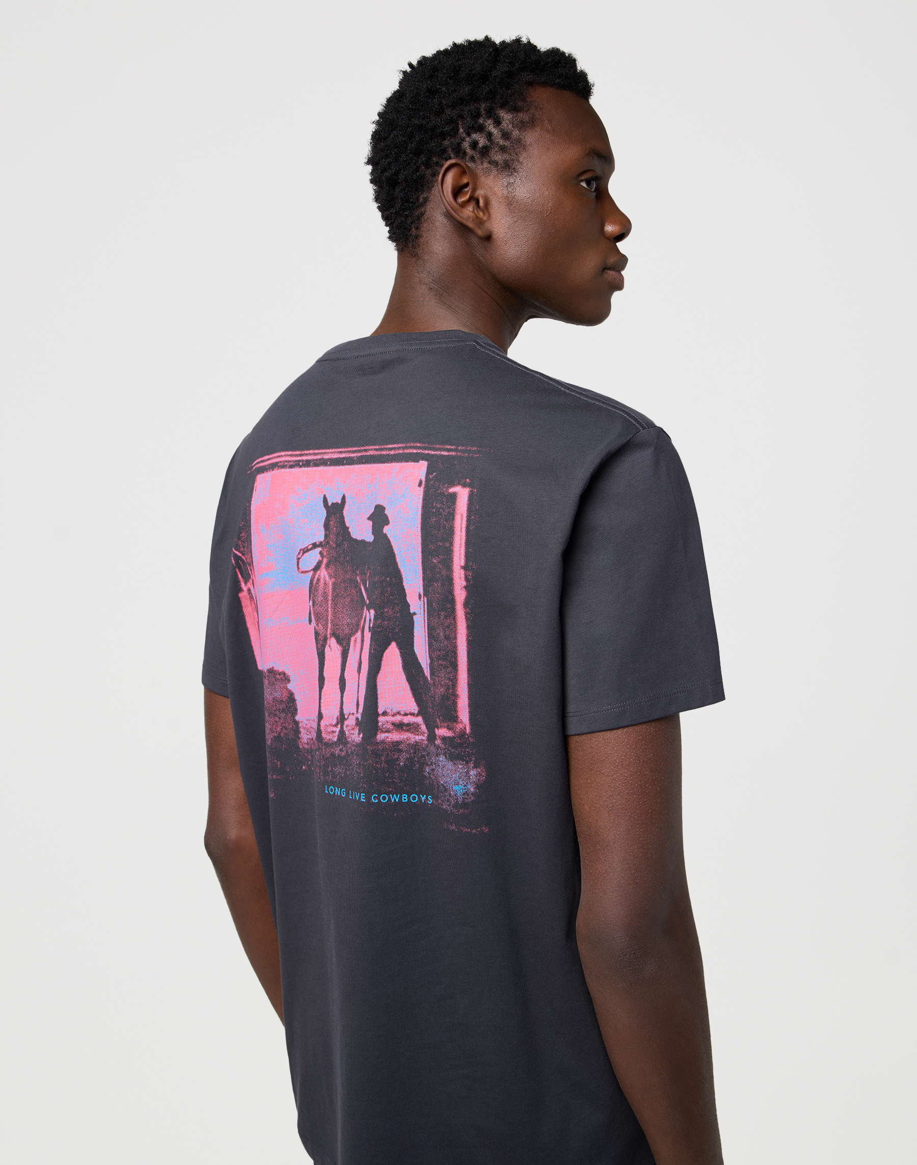 חולצת טי שירט קצרה – תמונה 5