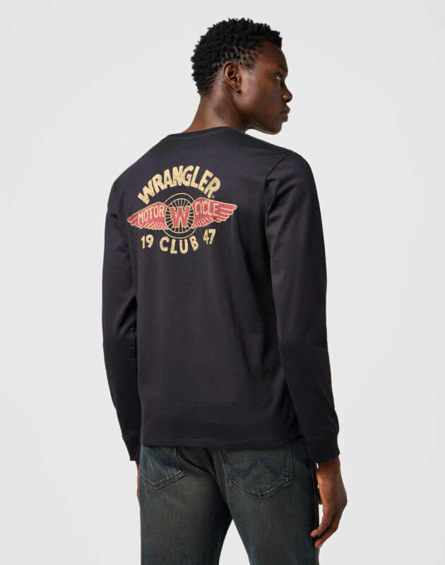 חולצת טי שירט קצרה