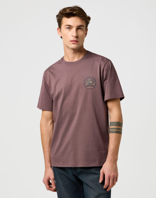 חולצת טי שירט קצרה