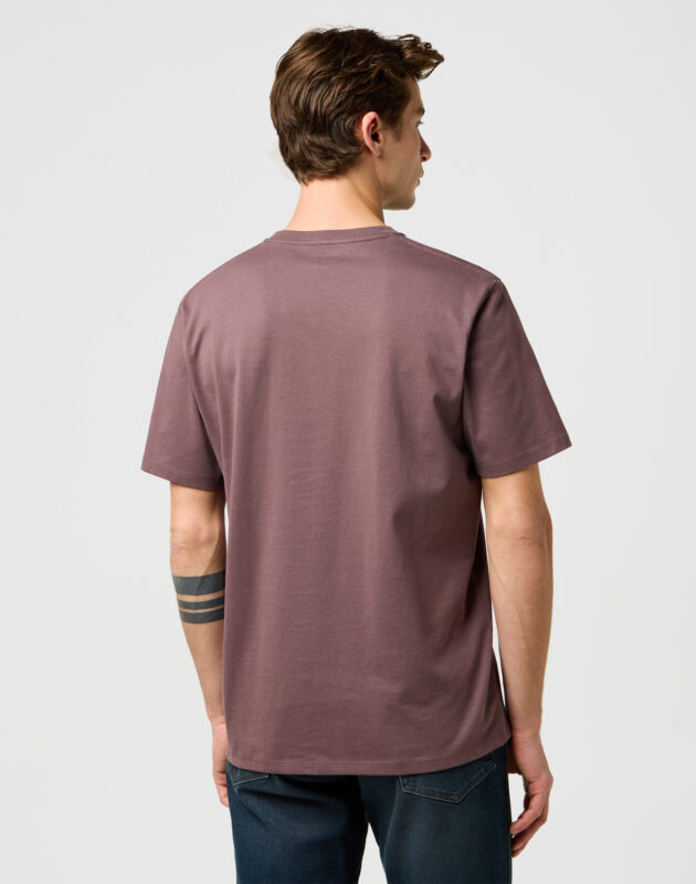 חולצת טי שירט קצרה