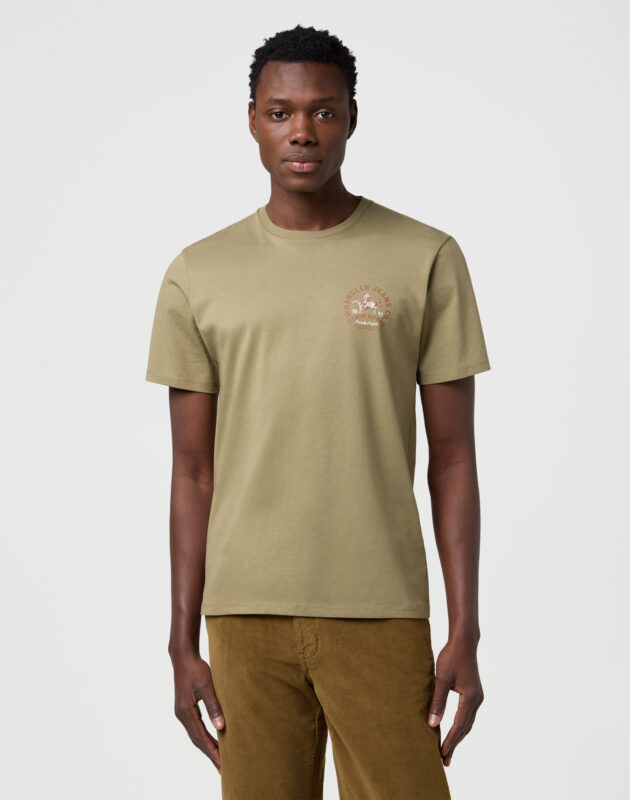 חולצת טי שירט קצרה