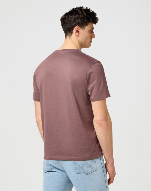 חולצת טי שירט קצרה