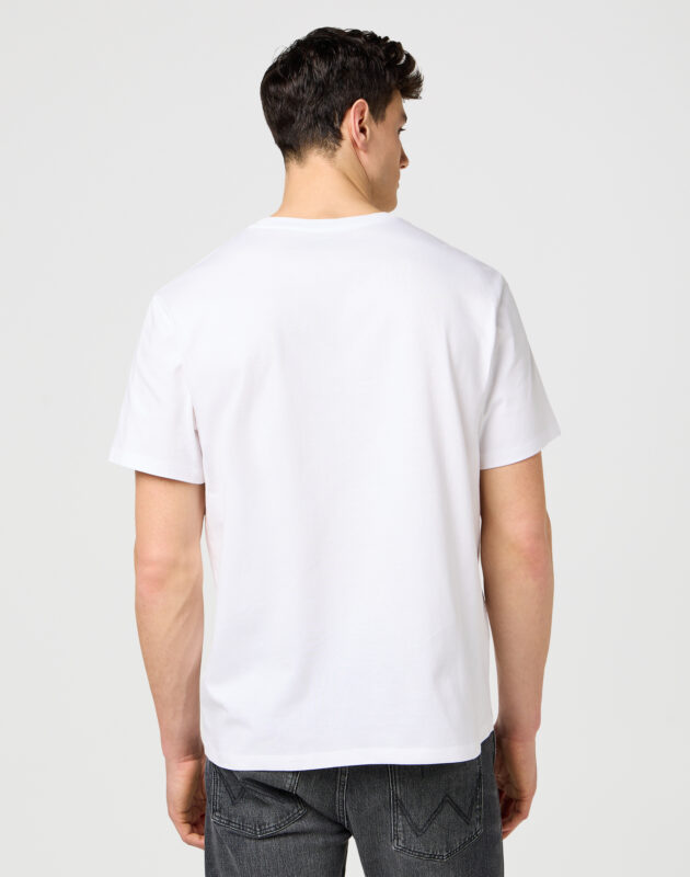 חולצת טי שירט קצרה