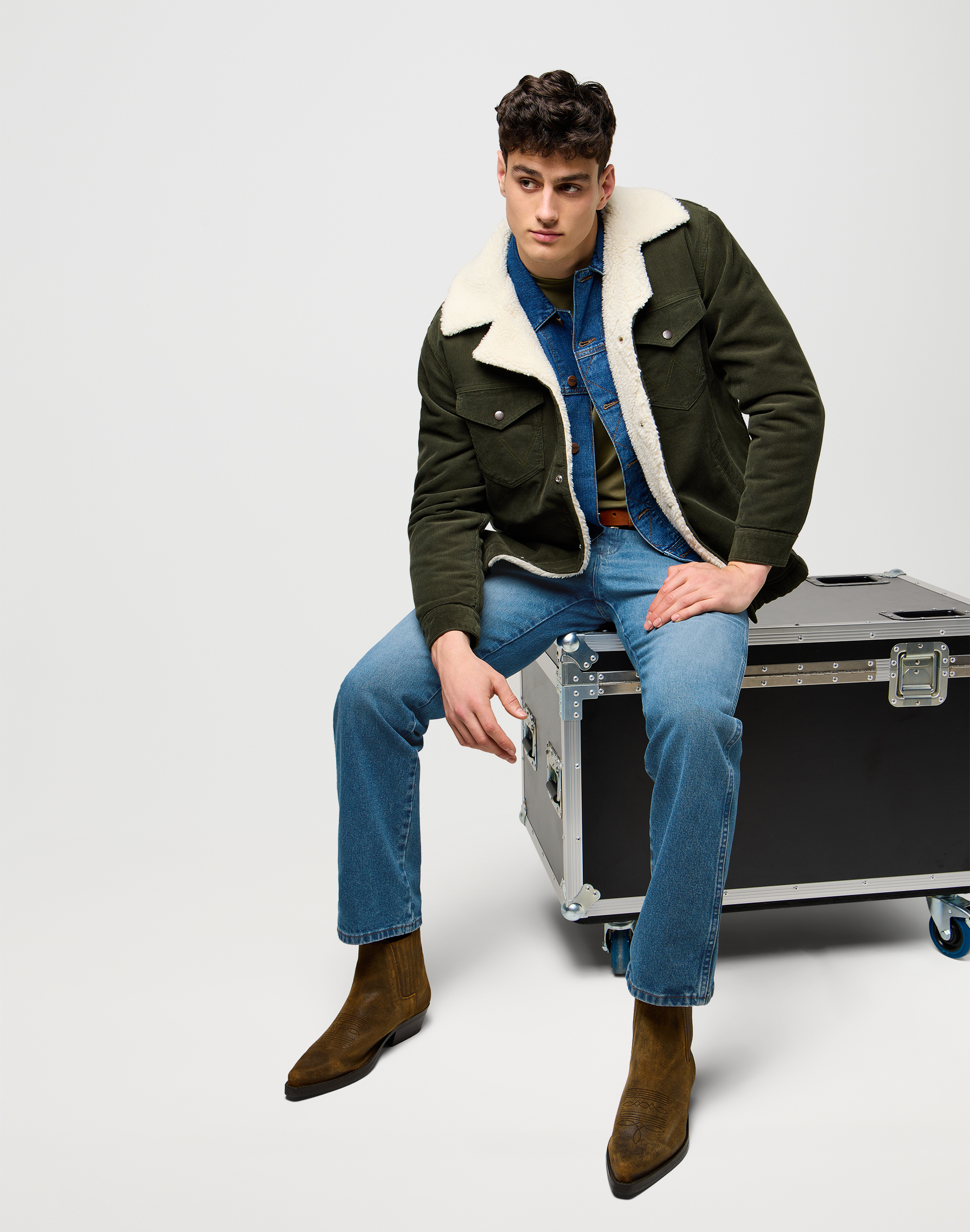 ג'ינס 13MWZ בגזרת Cowboy Cut® – תמונה 6