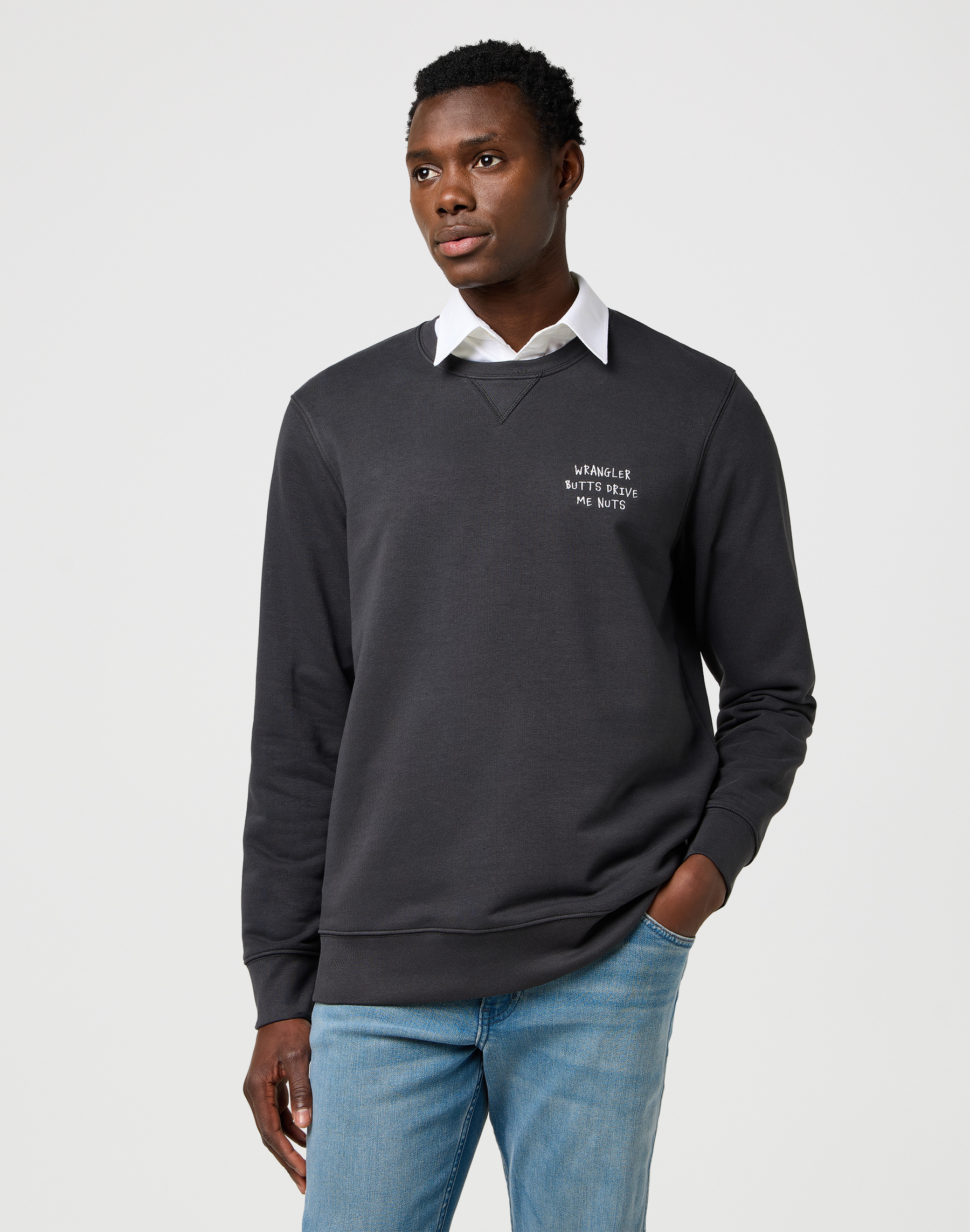 סוויטשירט בצבע אפור