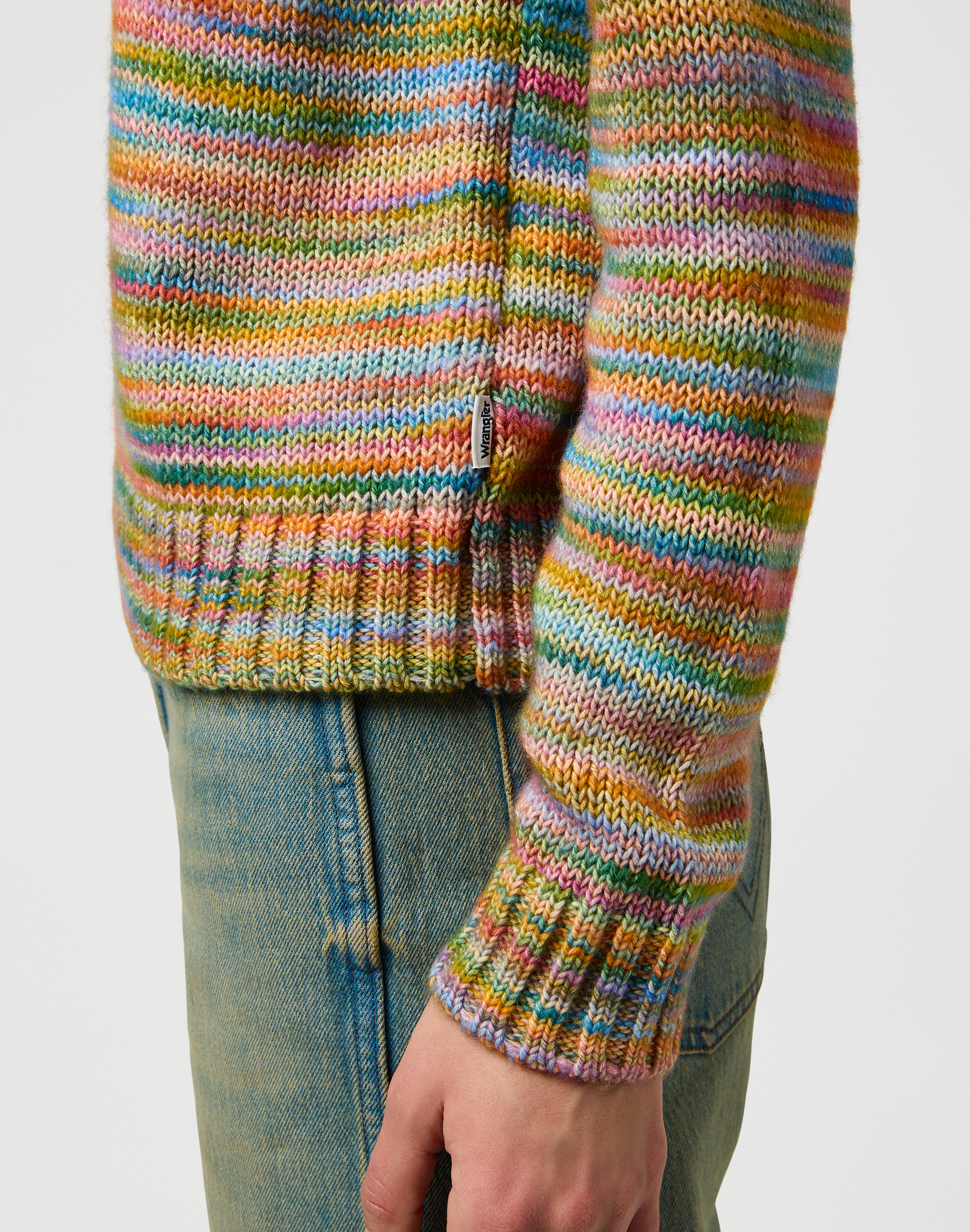 סוודר בגזרה צמודה – תמונה 5