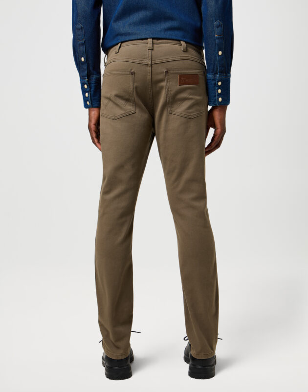 מכנסי Larston בגזרת Slim Tapered