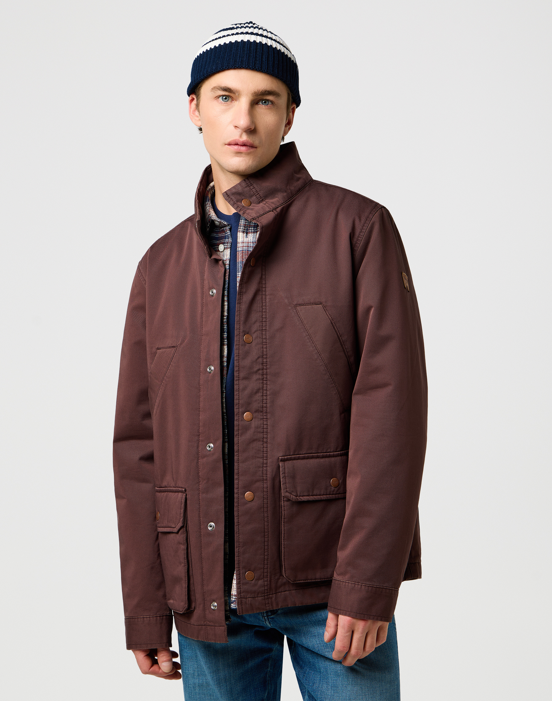 כובע צמר בצבע שחור ולבן – תמונה 4