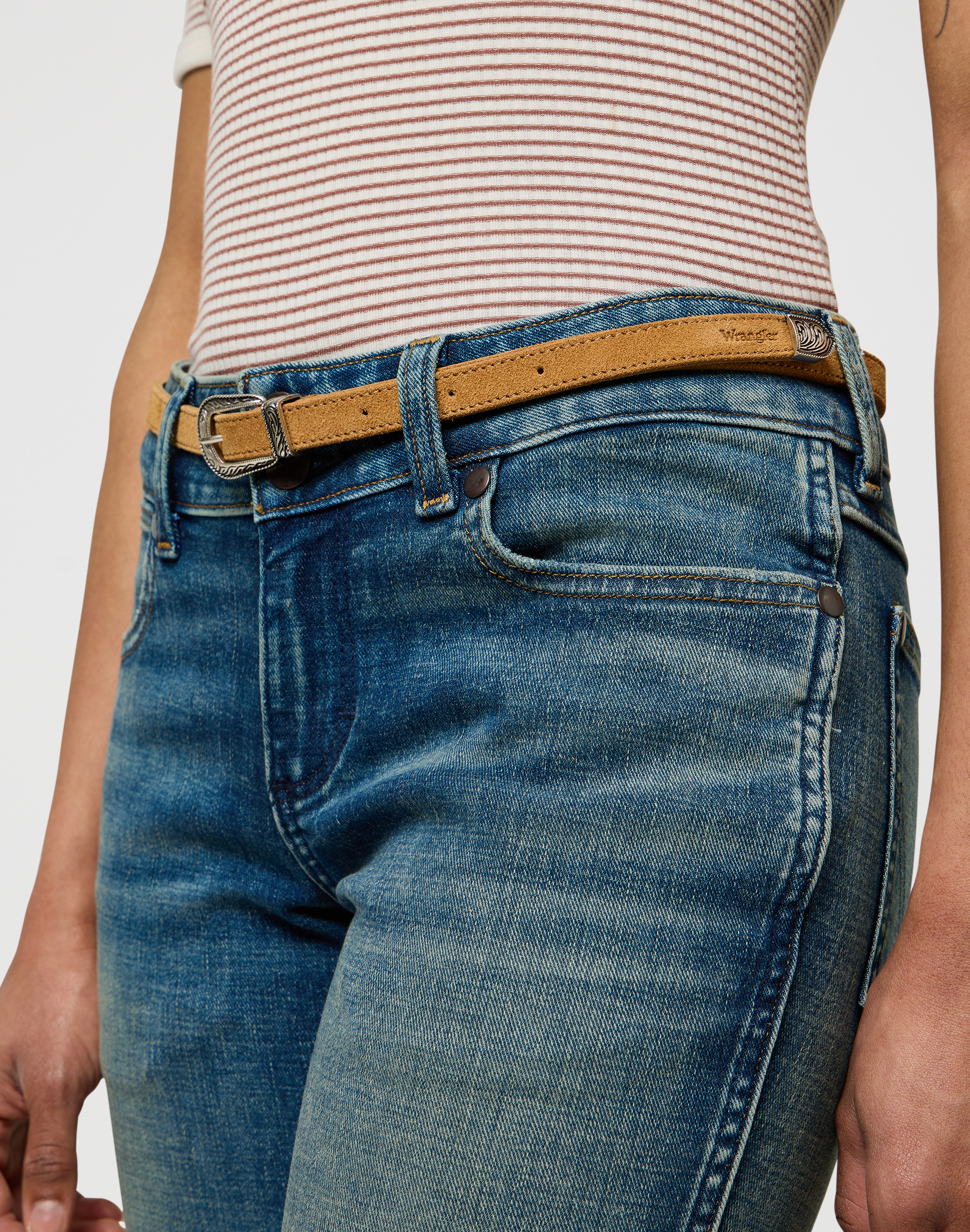 חגורה בצבע בז' – תמונה 3