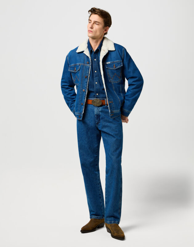 חגורת בצבע חום