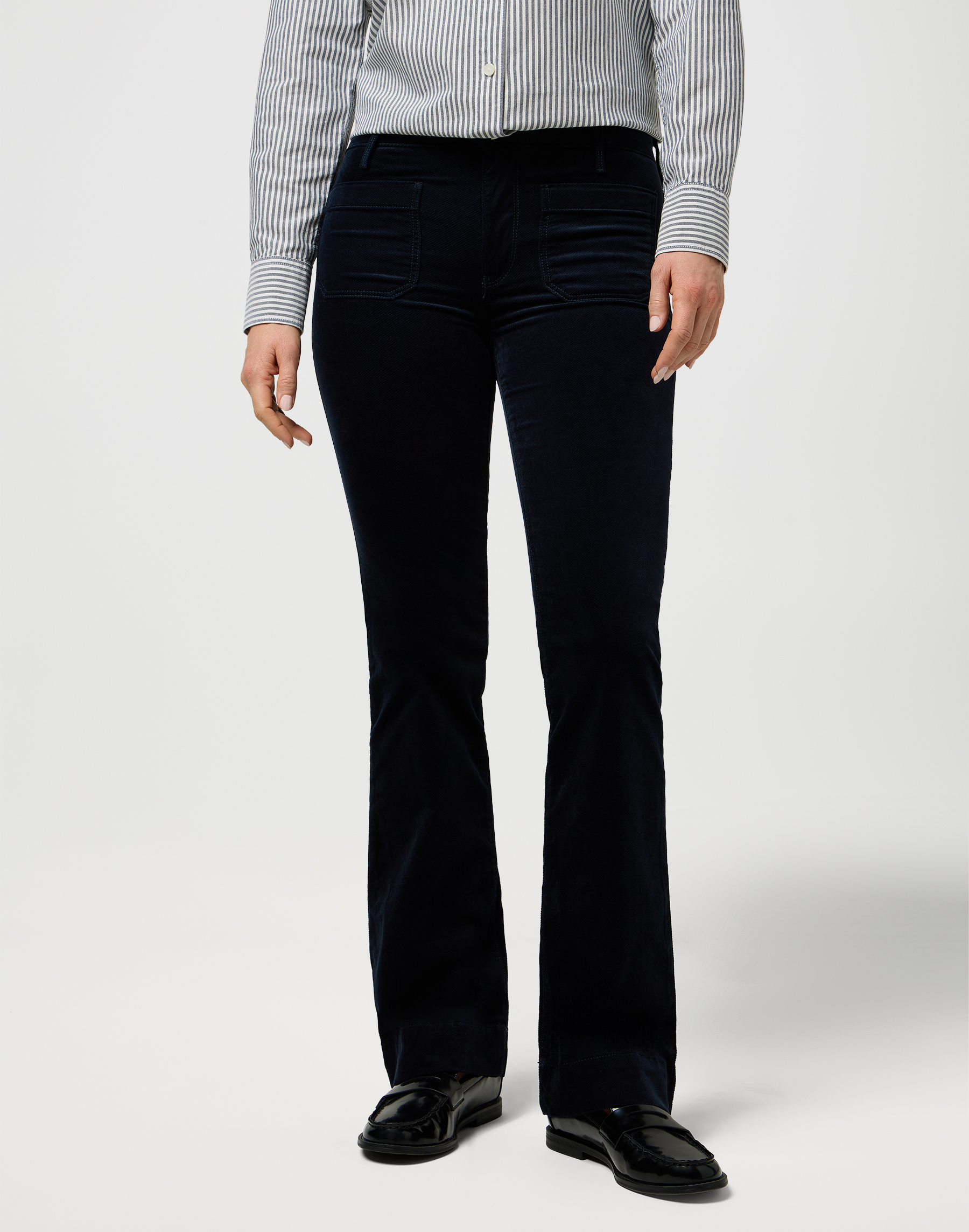 ג'ינס Flare בגזרה מתרחבת