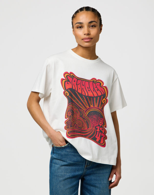 חולצת טי שירט קצרה