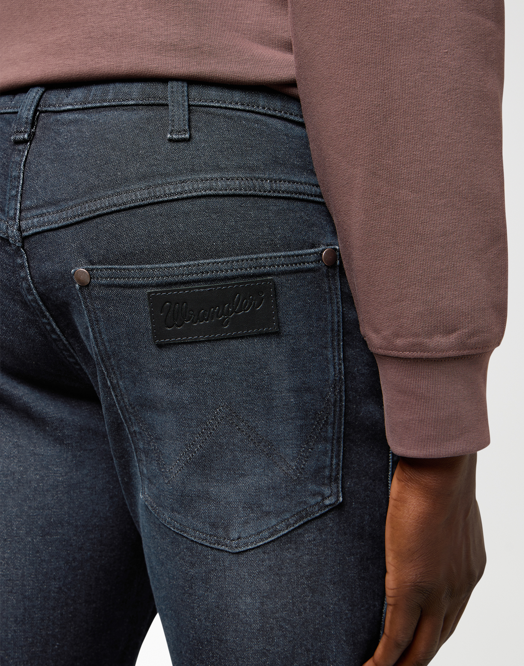 ג'ינס River בגזרת Regular Tapered – תמונה 4