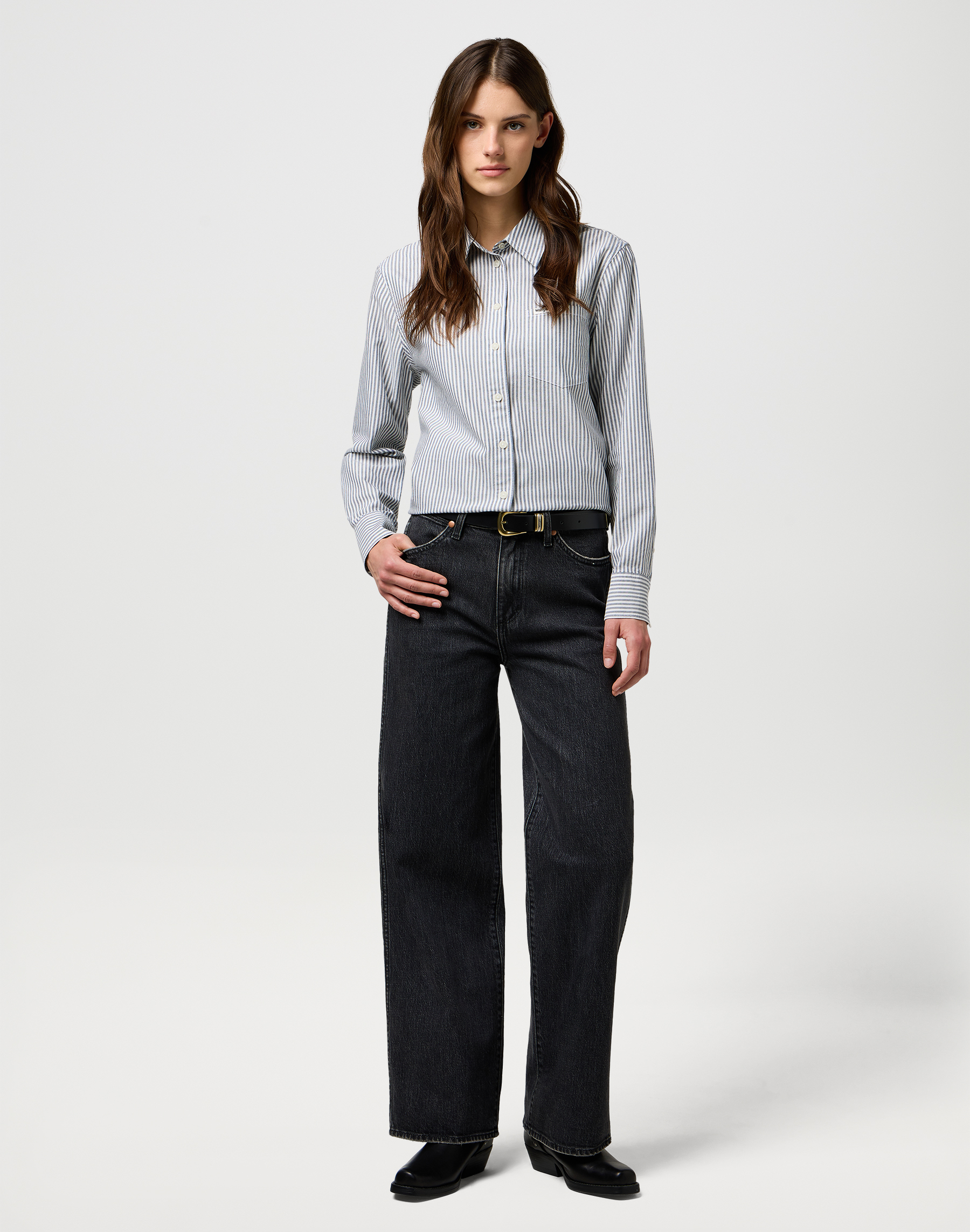 חולצת פסים מכופתרת בגזרה קלאסית – תמונה 3