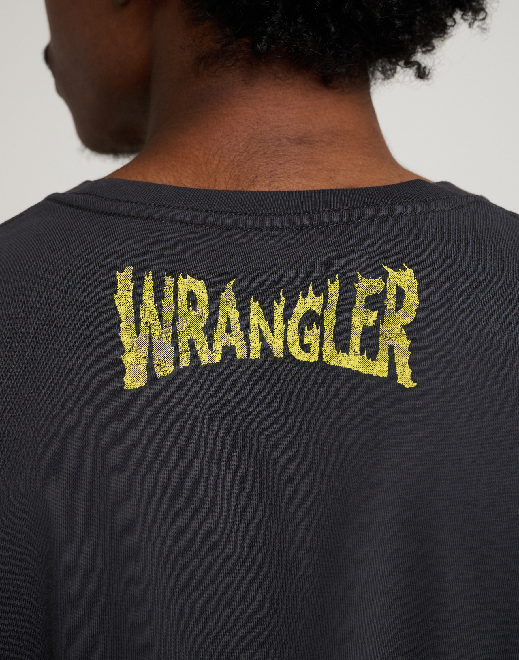 חולצה Wrangler × Stranger Things – תמונה 4