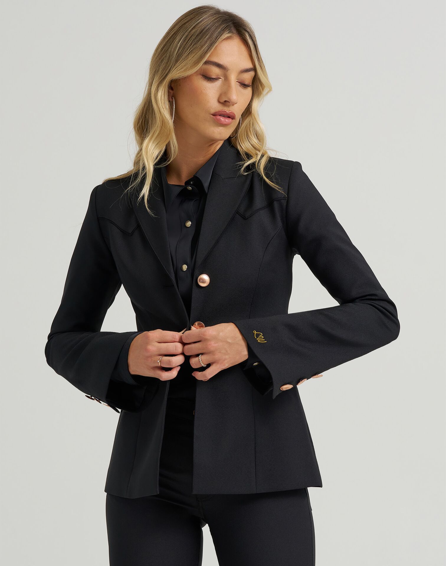 בלייזר Polywrancher מקולקציית Wrangler® X Lainey Wilson – תמונה 2