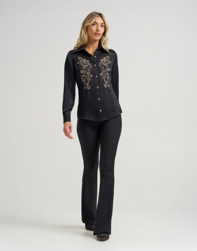 ג’ינס Flare בגזרה מתרחבת מקולקציית Wrangler® X Lainey Wilson