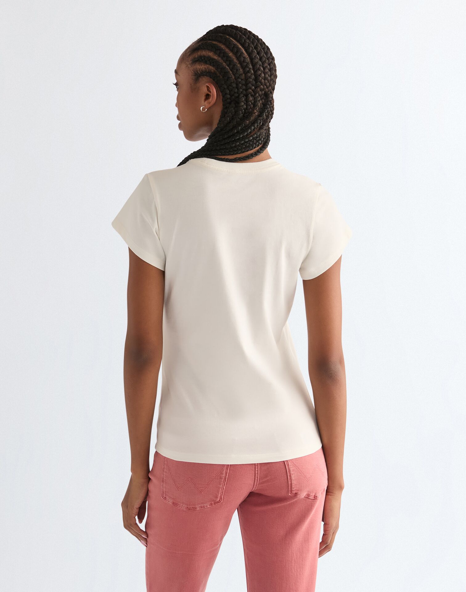 חולצת טי שירט קצרה – תמונה 2