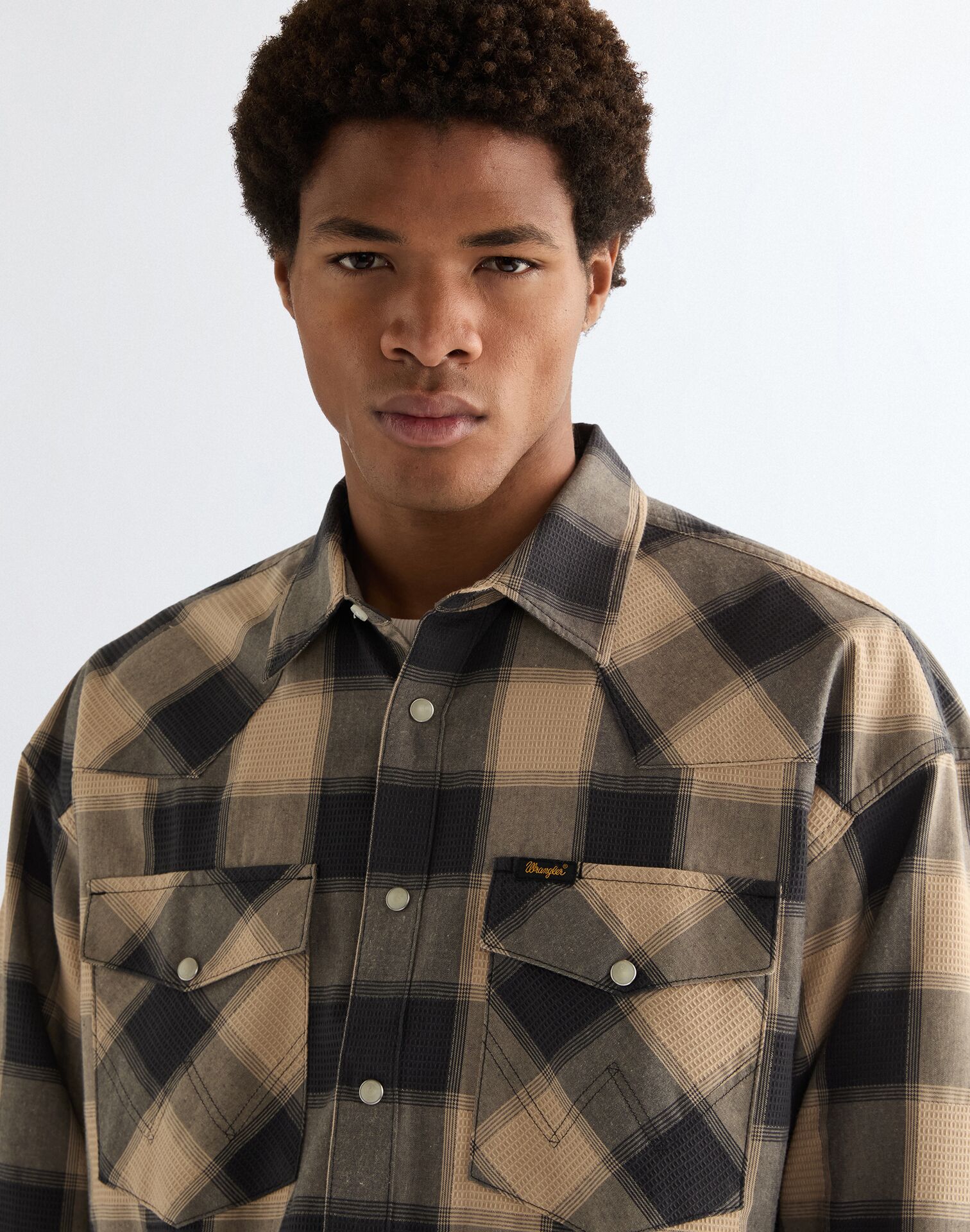 חולצה מכופתרת – תמונה 4