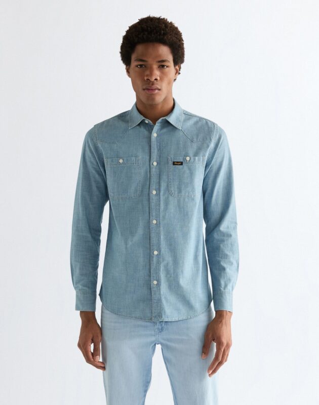 חולצה מכופתרת