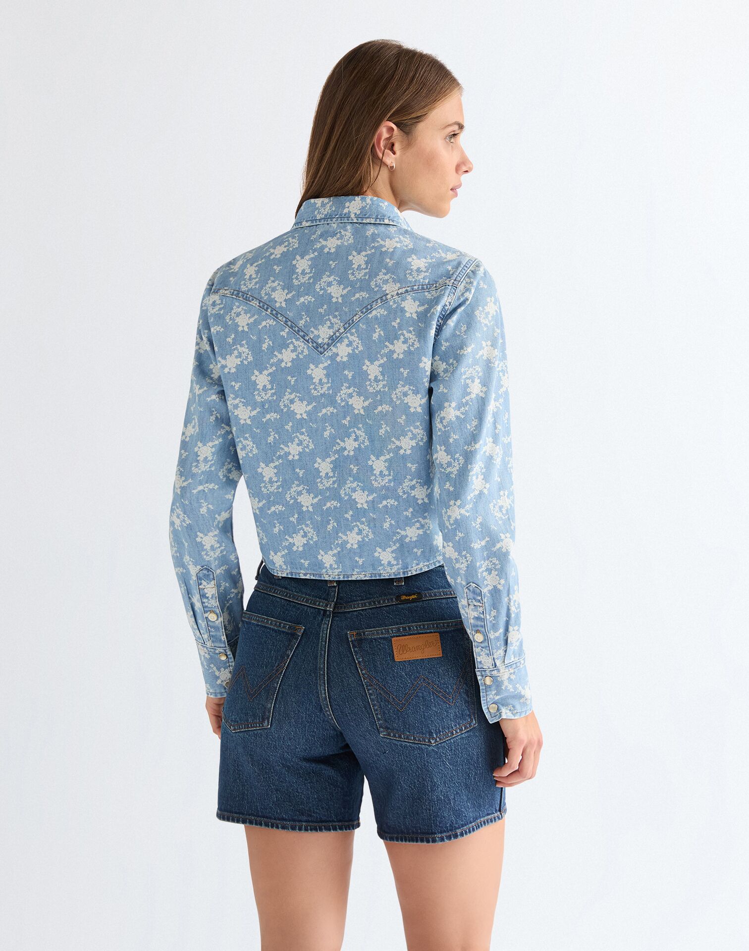 חולצה מכופתרת – תמונה 2