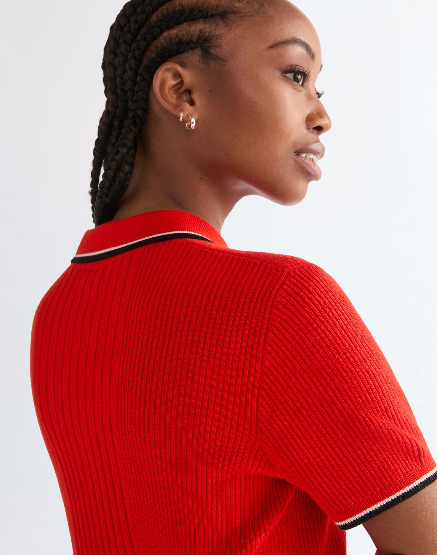 חולצת פולו קצרה – תמונה 4